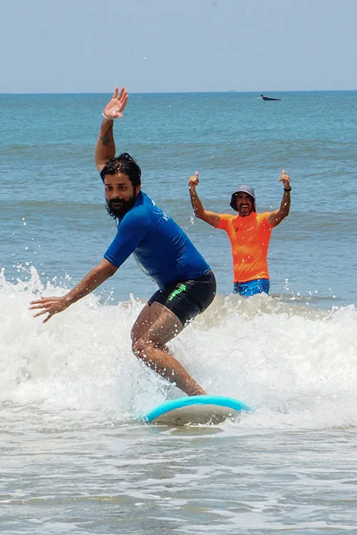 Surf-school-Private-lessons-02