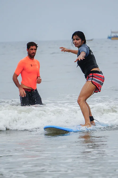 Surf-school-Private-lessons-03